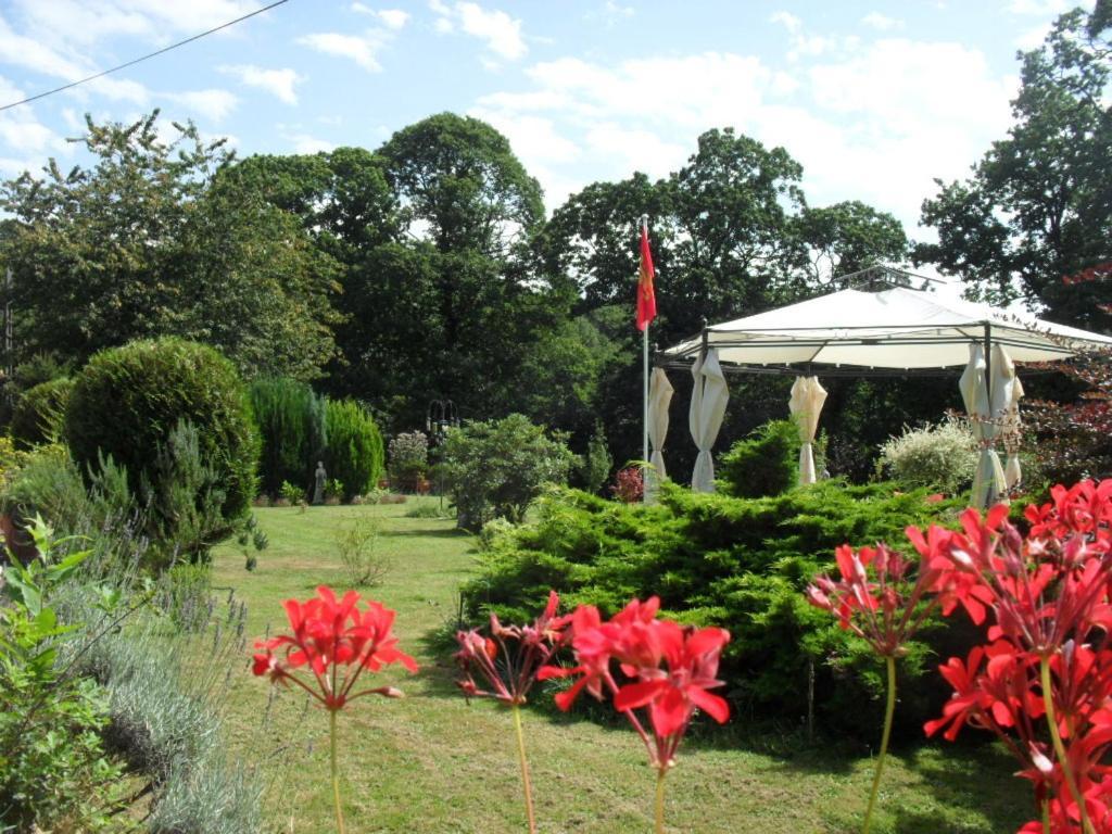 La Chevallerie B&B Isigny-le-Buat Εξωτερικό φωτογραφία